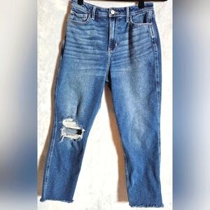 Hollister Ultra High Rise Mom Jean Raw Hem Size 7 (28)  EUC